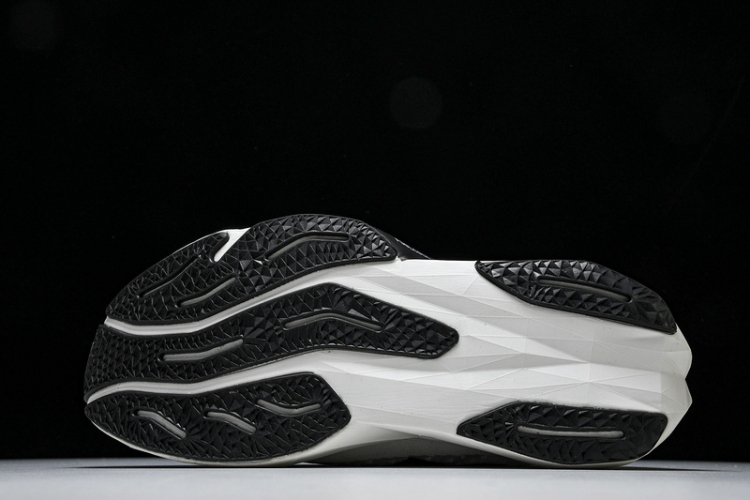  New Balance FuelCell Rebel V4 MRCELK4 
