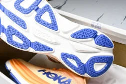 HOKA Bondi 8 1123202 IMON
