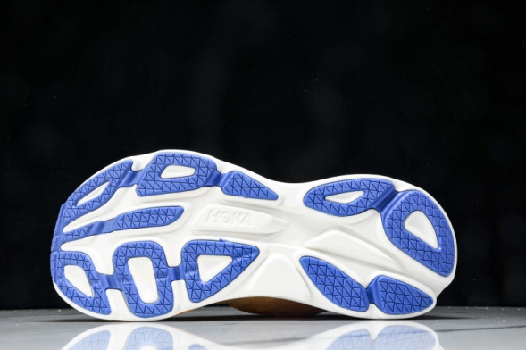 HOKA Bondi 8 1123202 IMON 