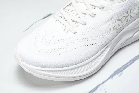 Hoka Rincon 4 1155131 WWH 