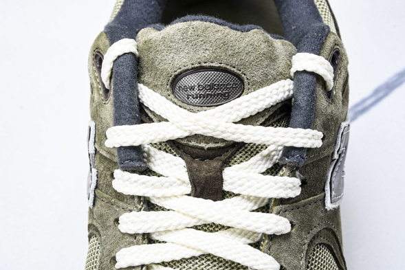 New Balance 2002R M2002RHN 