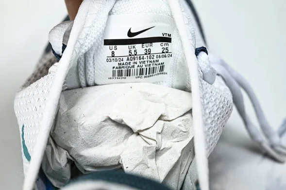 Nike Air Max 270 AQ9164 102 