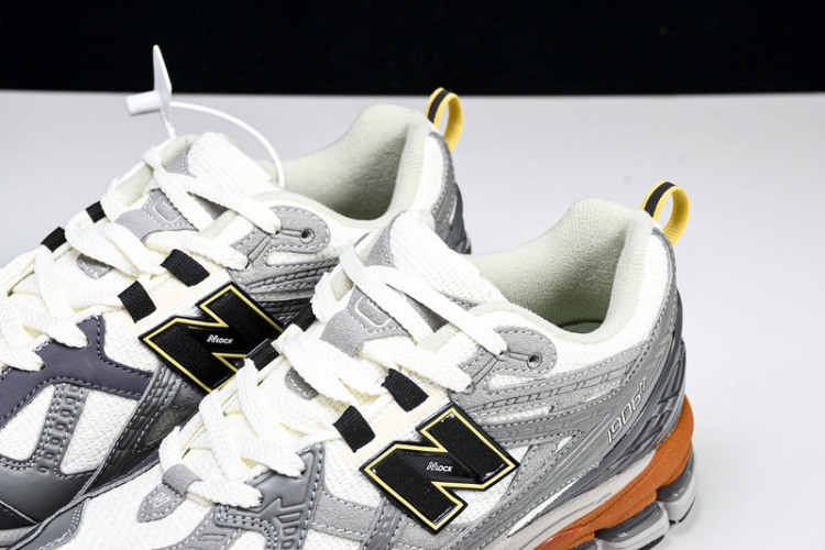  New Balance 1906 M1906NG1