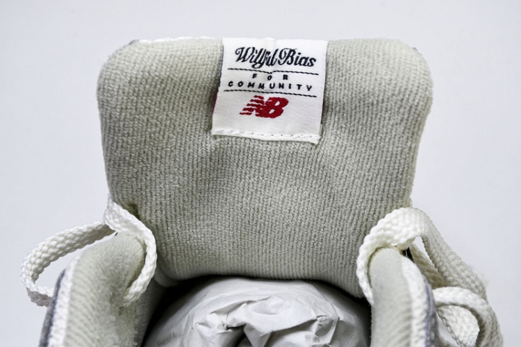  New Balance 1906 M1906NG1