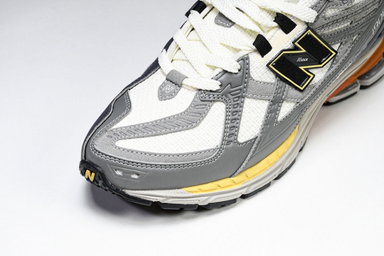  New Balance 1906 M1906NG1