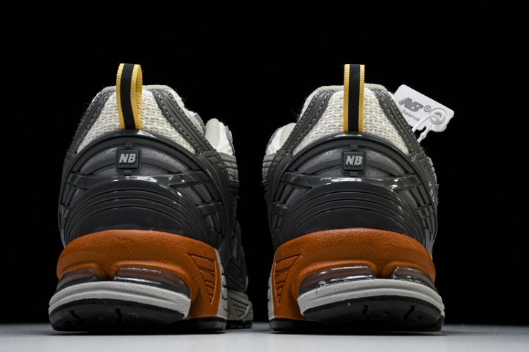  New Balance 1906 M1906NG1