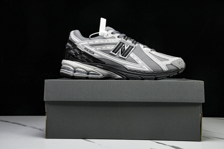  New Balance 1906 M1906RLG 