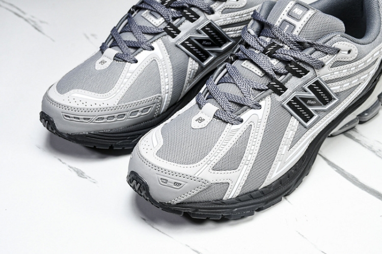  New Balance 1906 M1906RLG 