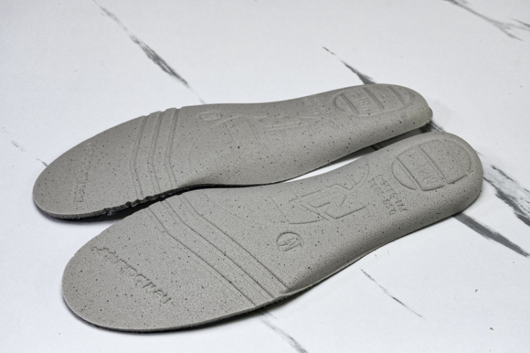  New Balance 1906 M1906RLG 