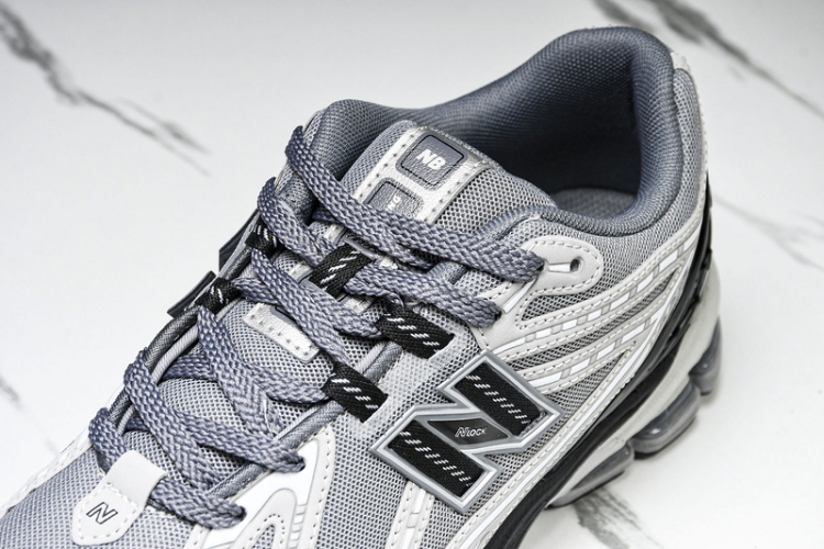  New Balance 1906 M1906RLG 