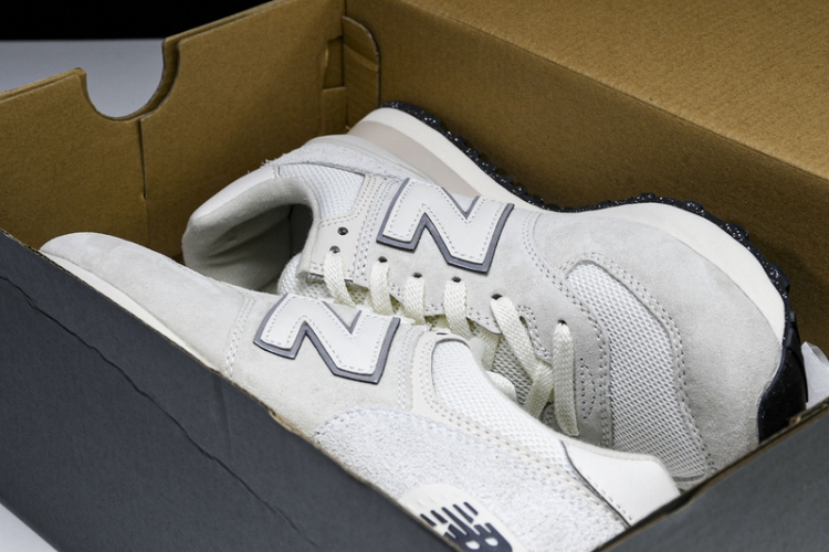  New Balance 574 U574LS2