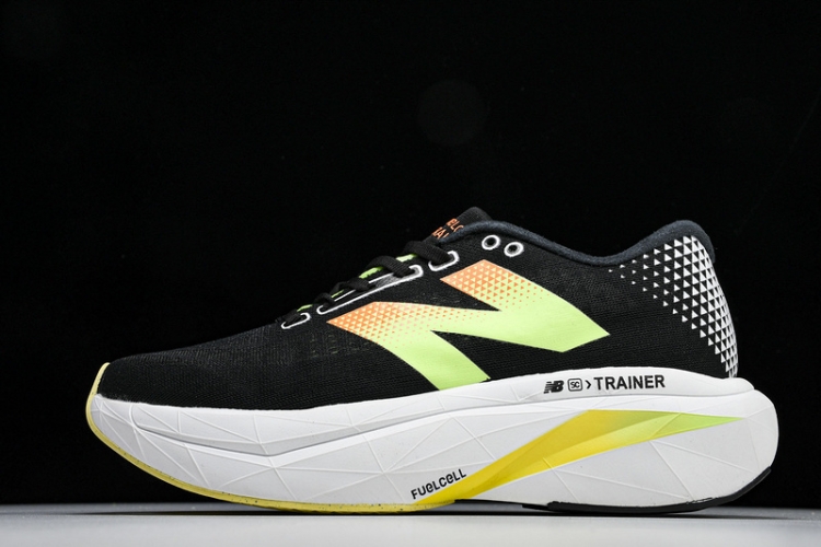  New Balance FuelCell Rebel V4 MFCXLL3