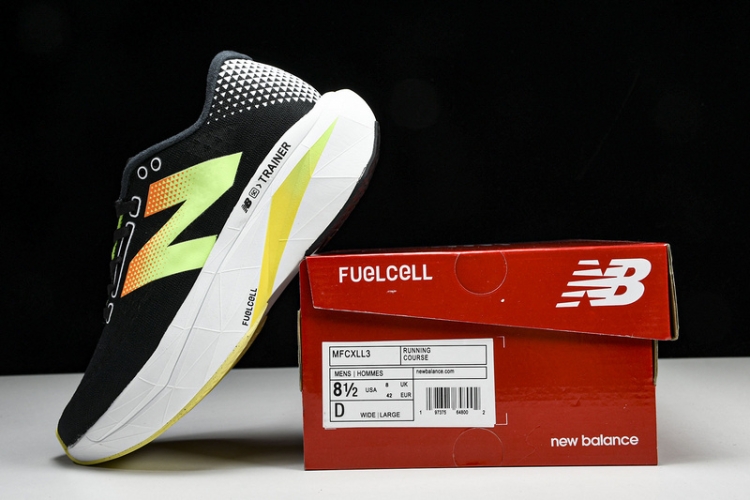  New Balance FuelCell Rebel V4 MFCXLL3