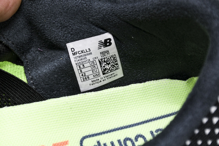  New Balance FuelCell Rebel V4 MFCXLL3