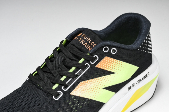 New Balance FuelCell Rebel V4 MFCXLL3 