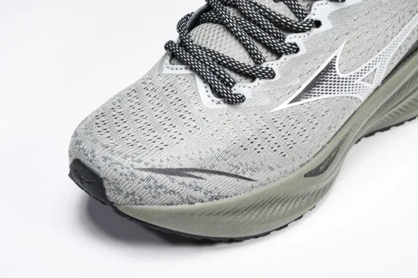 Mizuno Astro Plus D1GH240102 