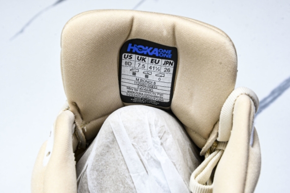 HOKA Bondi 8 1123202 SSEG 