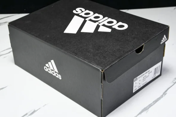Adidas Adizero Aruku 