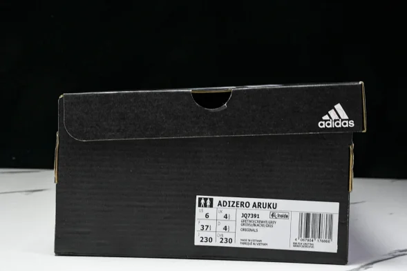 Adidas Adizero Aruku 