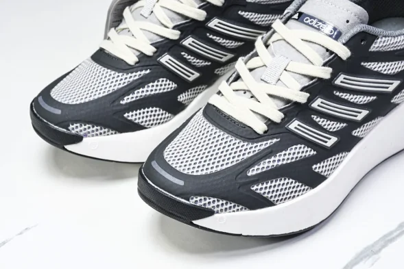 Adidas Adizero Aruku 