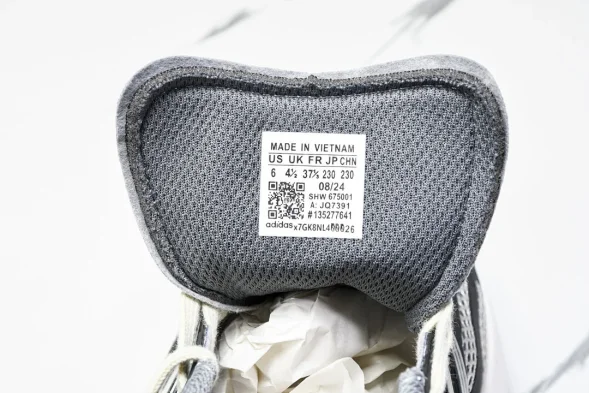 Adidas Adizero Aruku 