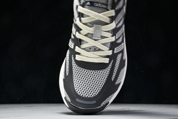 Adidas Adizero Aruku 