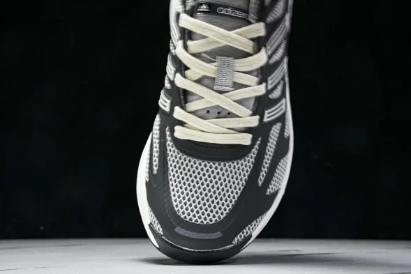 Adidas Adizero Aruku 