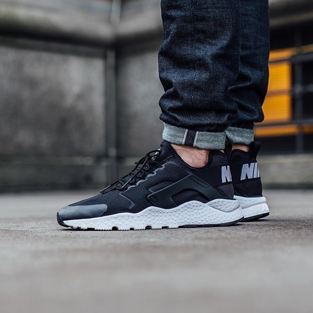 Nike Air Huarache Run Ultra  