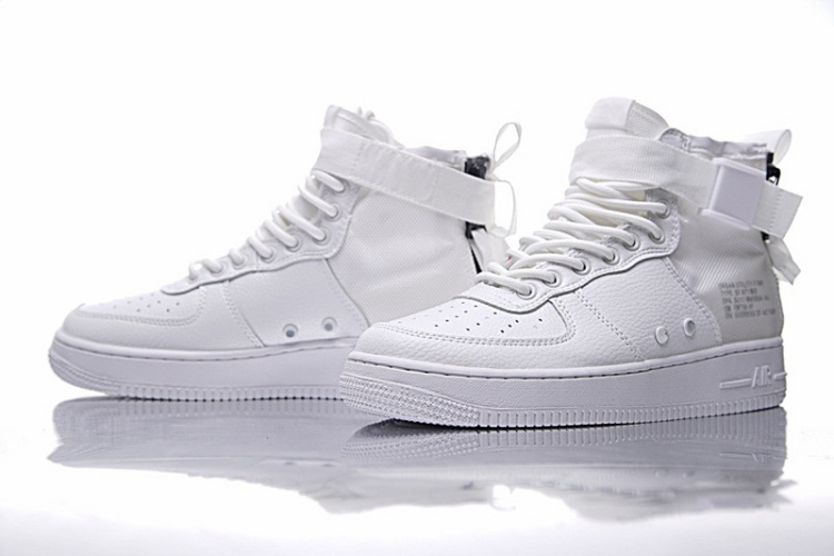 Nike SF Air Force 1 Utility Mid QS