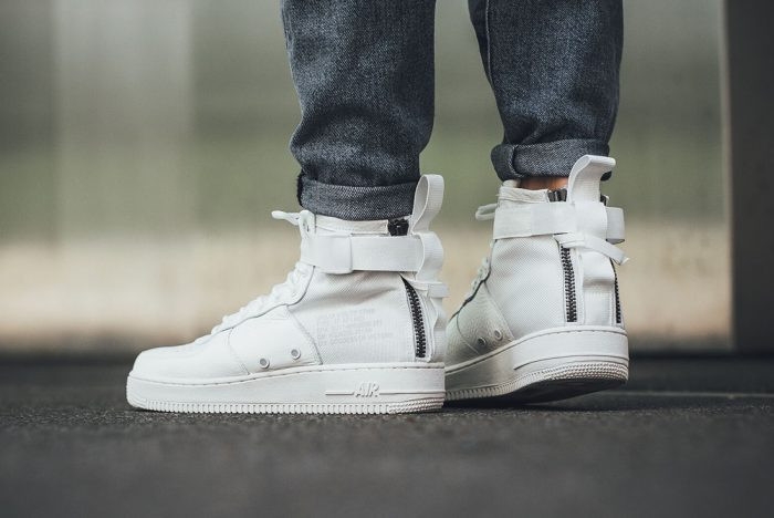 Nike SF Air Force 1 Utility Mid QS