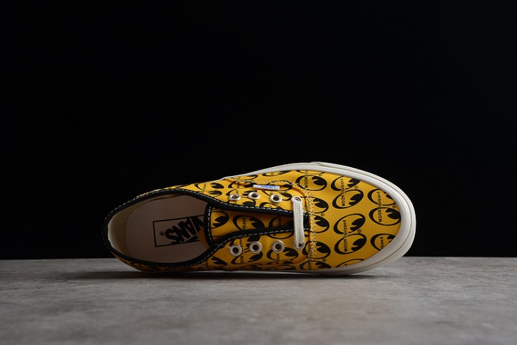 Vans X MOONEYES Authentic 44 DX VN0A5KX4AVQ