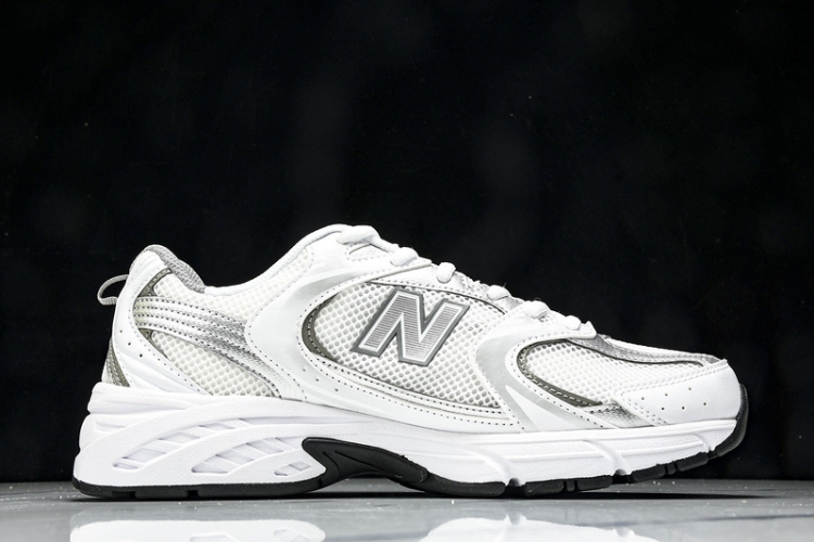  New Balance 530 MR530AD