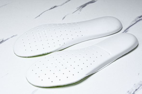 New Balance FuelCell Rebel V4 MFCXLK4 