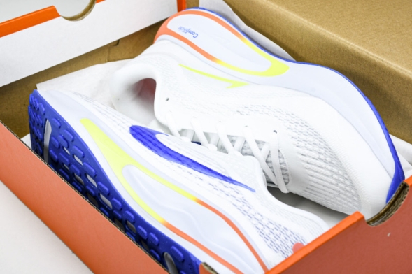 Nike Journey Run HJ9290-085 