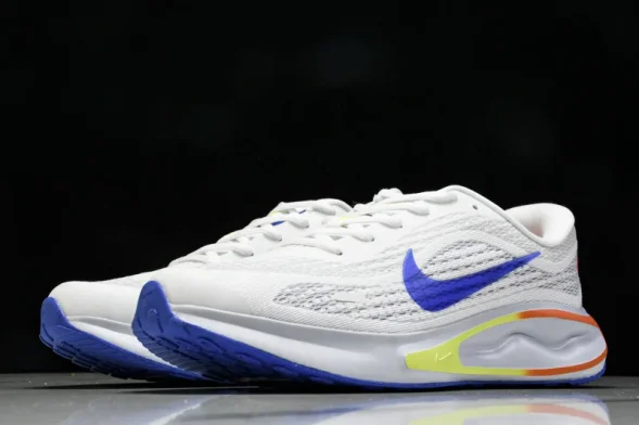 Nike Journey Run HJ9290-085 