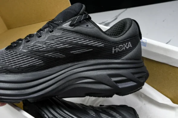 HOKA Bondi 8 1155391 BBLC 