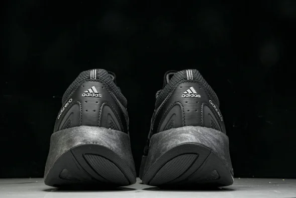 Adidas Adizero Aruku 
