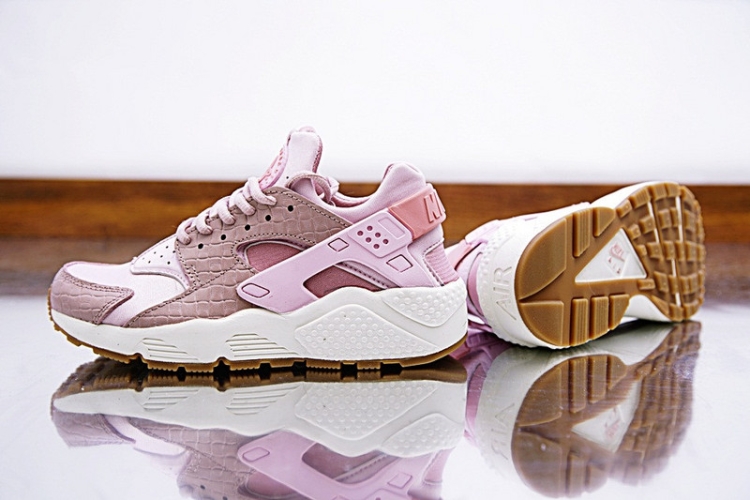 NIKE AIR HUARACHE RUN ULTRA 683818-601