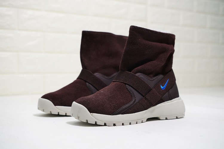 Nike Wmns Golkana Boot 962513-600