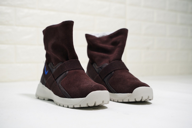 Nike Wmns Golkana Boot 962513-600