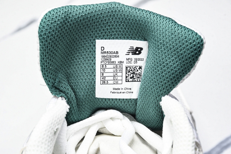  New Balance 530 MR530AB