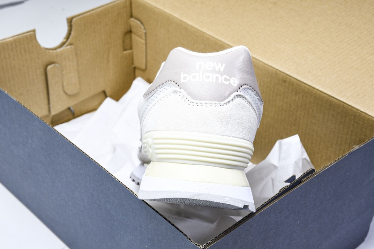  New Balance 574 U574ESC