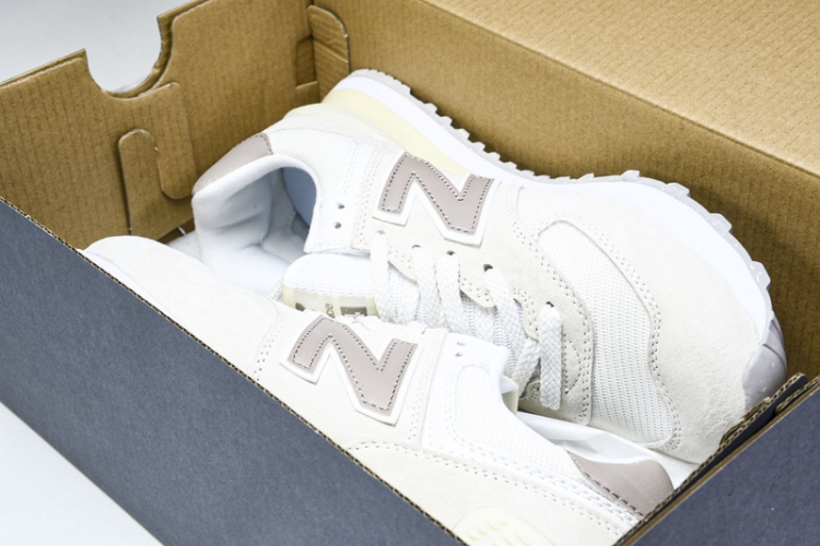  New Balance 574 U574ESC