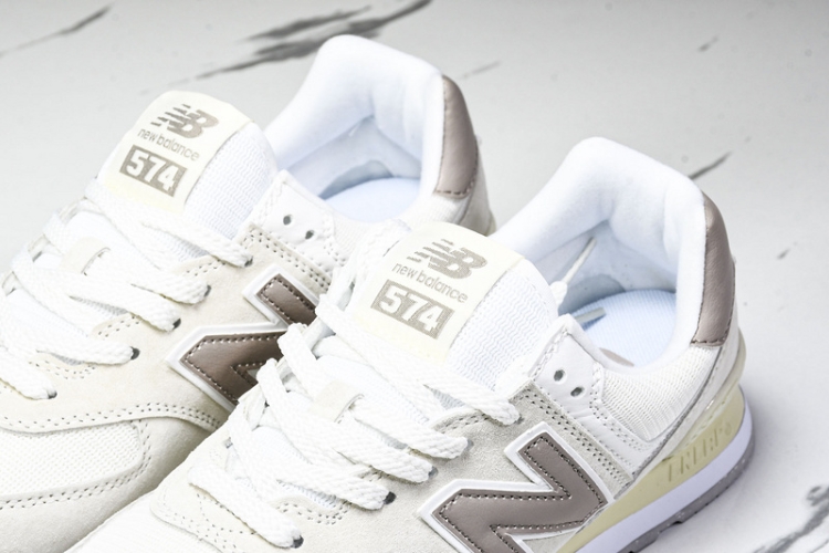  New Balance 574 U574ESC