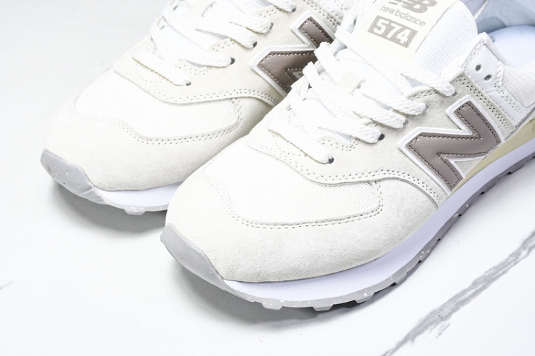  New Balance 574 U574ESC