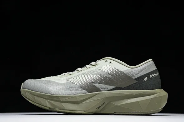 New Balance FuelCell Rebel V4 MFCXLF4 