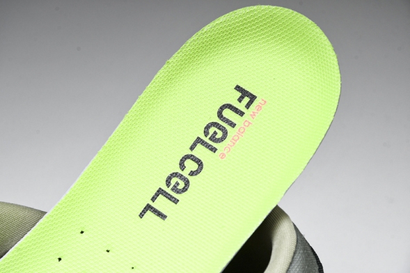 New Balance FuelCell Rebel V4 MFCXLF4 