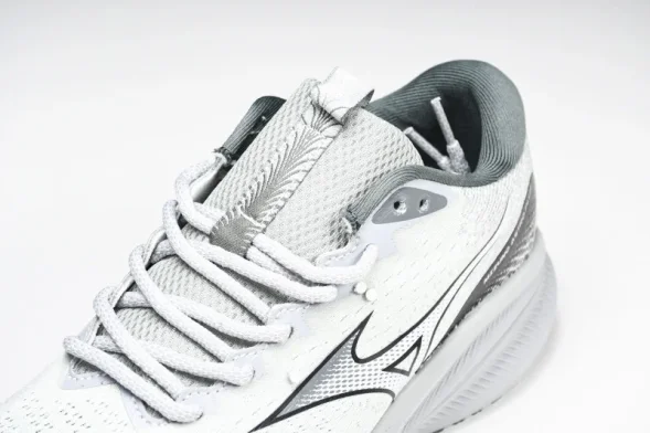 Mizuno Astro Plus D1GH240111 