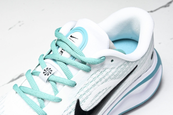 Nike Journey Run FNO228 105 