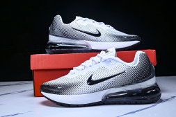 Nike Air Max Phoenix FZ5307-103
